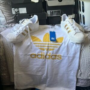 Shirt small sneakers GS 6.5 you get two in one .